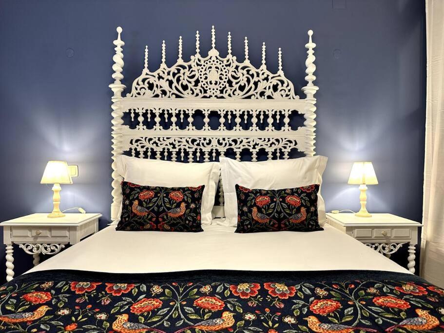 Budget 2 Bed In Bica W Air Con - Belle Epoque * Lissabon